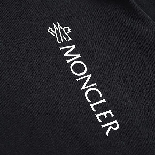 入手困難モンクレール レプリカ コットン 半袖 Tシャツ ブラック mow51883